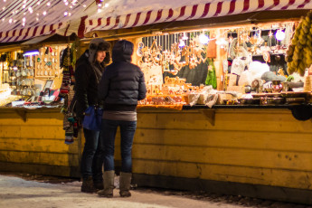 Christmas-Market-In-Riga-30